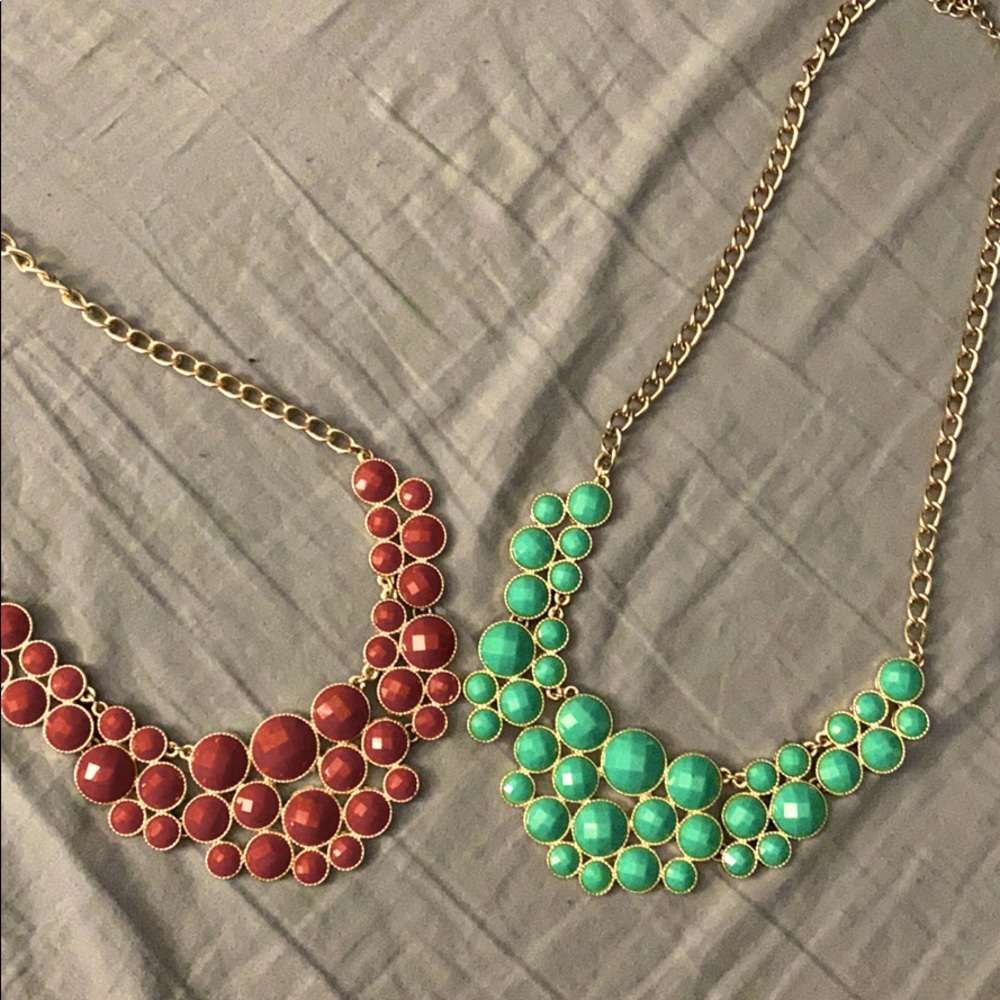 Statement necklaces!